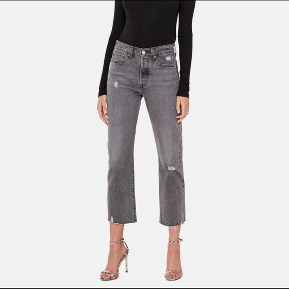 Levi’s Wedgie Straight Jeans - Picture 2 of 15